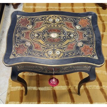 - Sygnowany stolik Tahan na sprzedaż